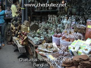 légende: Chatuchak Weekend Market Bangkok 023
qualityCode=raw
sizeCode=half

Données de l'image originale:
Taille originale: 190112 bytes
Temps d'exposition: 1/50 s
Diaph: f/180/100
Heure de prise de vue: 2002:12:21 12:12:02
Flash: non
Focale: 42/10 mm
